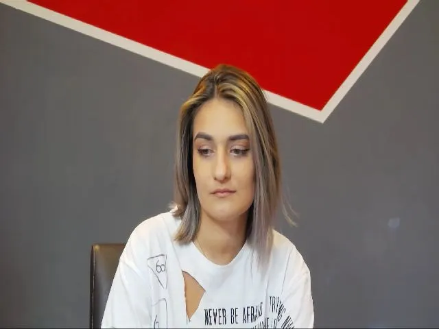 Live sex webcam photo for SecretAmber #253097606