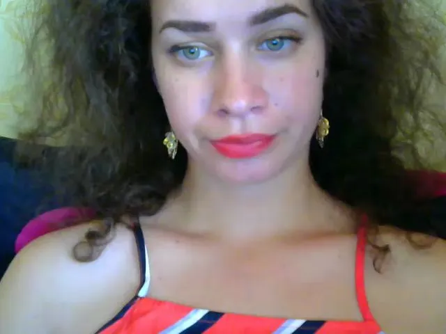 Live sex webcam photo for SofiAmeli #255072252