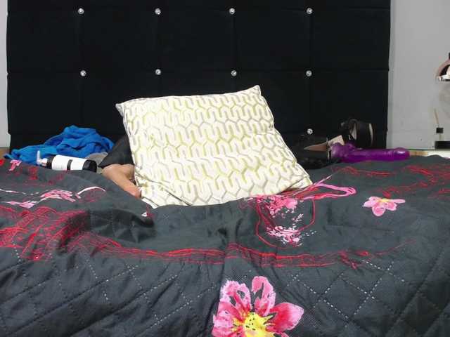 Live sex webcam photo for Melani-Dream #254321928