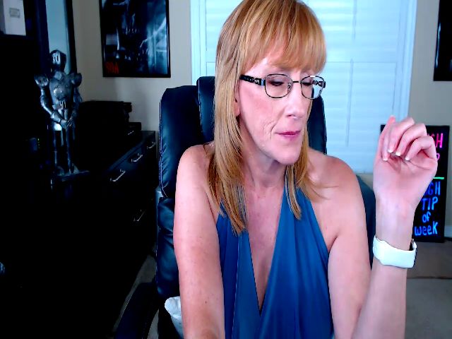 Live sex webcam photo for SummerKnightz #255798122