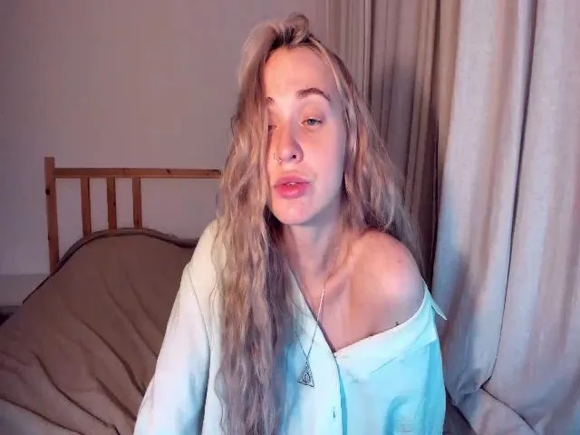 Live sex webcam photo for Uvirtualfrnd #258833623