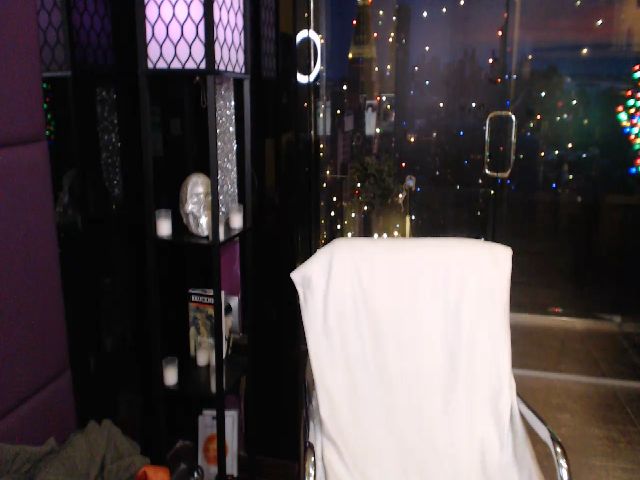 Live sex webcam photo for sunn_o #254072983