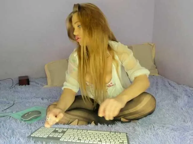 Live sex webcam photo for pink0811 #241754307