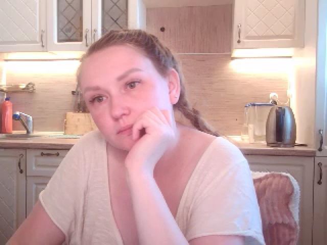 Live sex webcam photo for JaneGrey111 #252717007