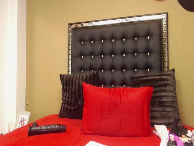 Live sex webcam photo for Laylamilf #264638690