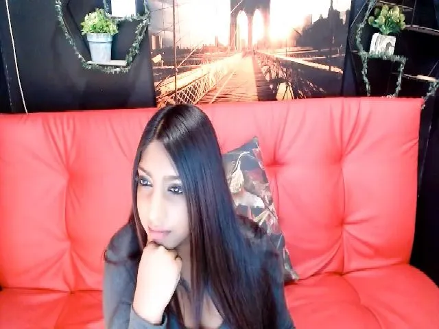 Live sex webcam photo for Indianfetishx #254058678
