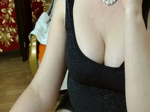 Live sex webcam photo for Ridemeraf #259540758