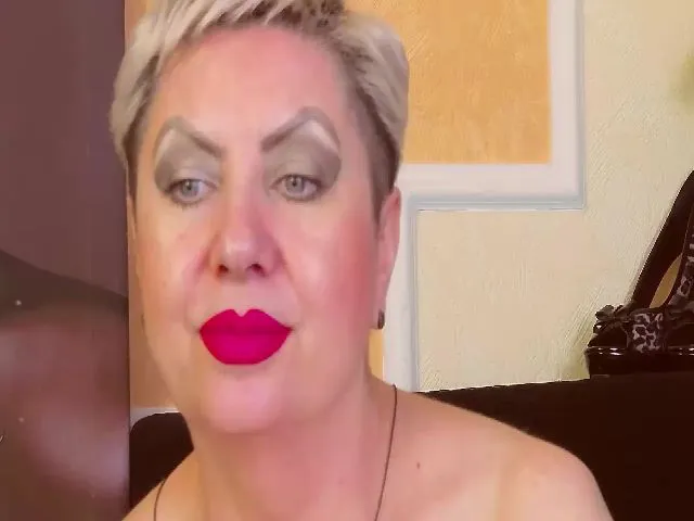 Live sex webcam photo for LADY__POSH #264742310