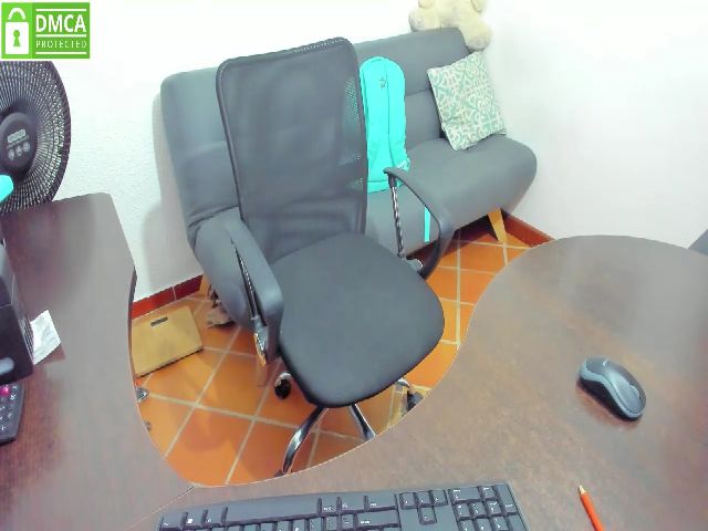 Live sex webcam photo for Evelyn__lee #256091446