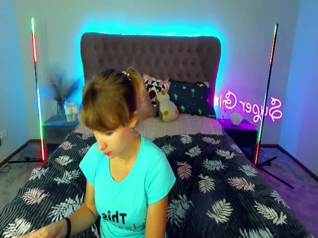 Live sex webcam photo for WhiteFoxi #264932660