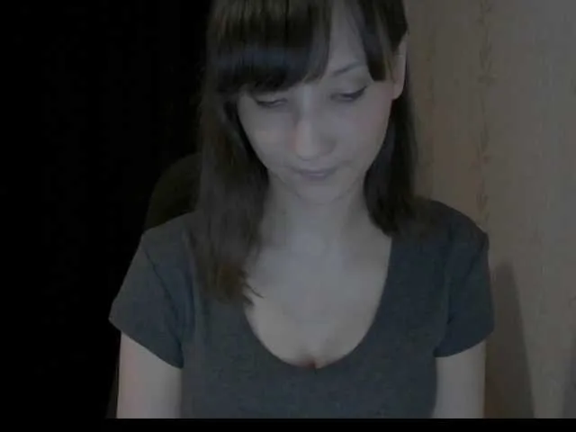 Live sex webcam photo for RenieCalm #242033914