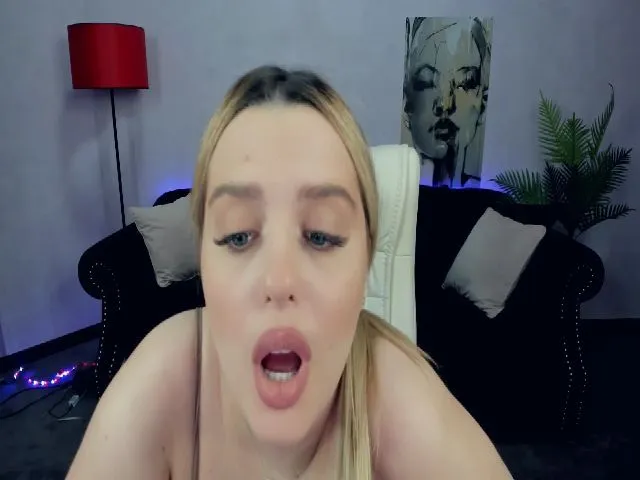 Live sex webcam photo for Cher1shAngel #258268337