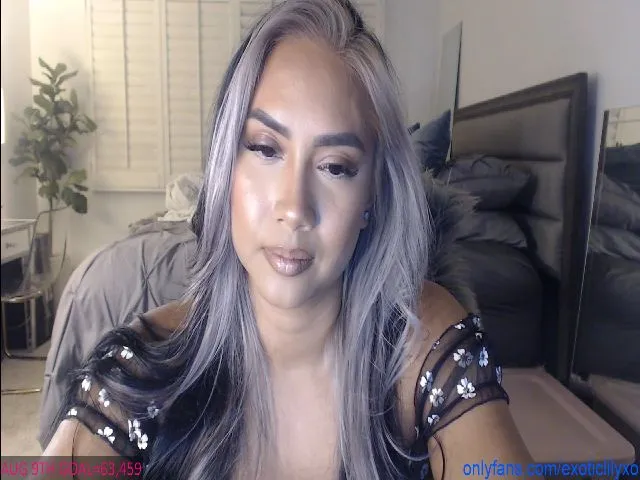 Live sex webcam photo for ExoticLILYxo #264060607