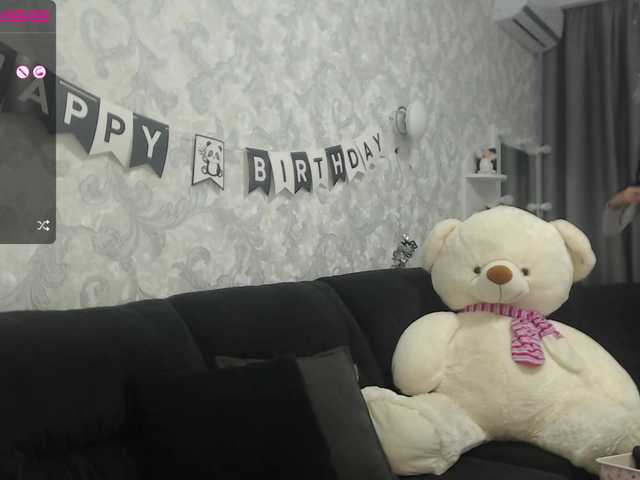 Live sex webcam photo for Nicol #241134214