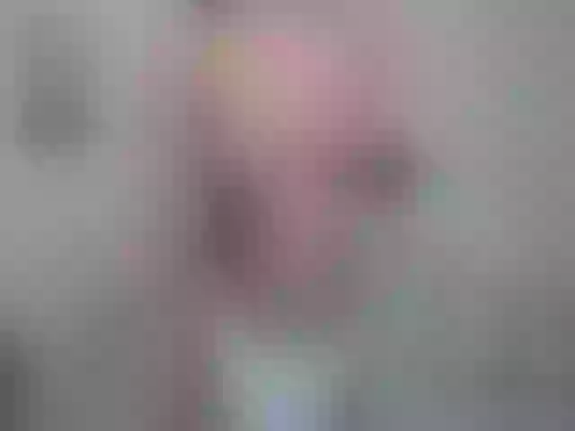 Live sex webcam photo for Sara_Daisy #253340463