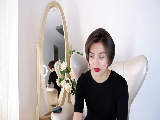 Live sex webcam photo for Anne_boleyn_ #264510121