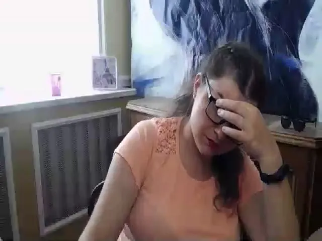 Live sex webcam photo for MonLais #253446679