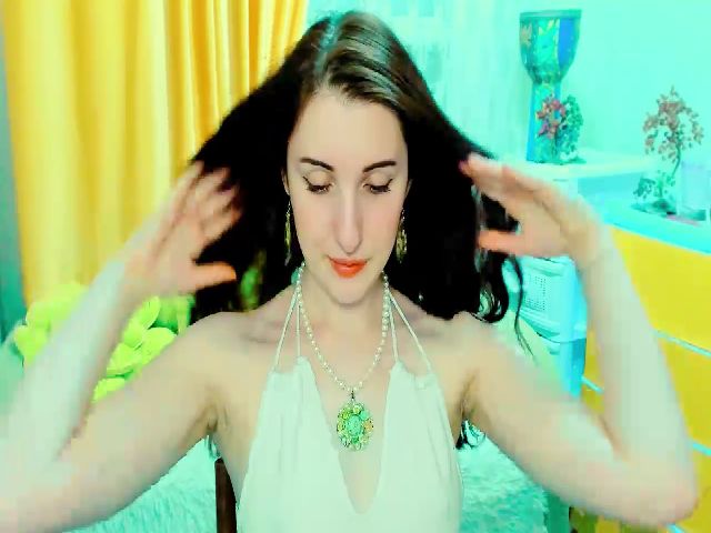 Live sex webcam photo for Mirayol #253687805