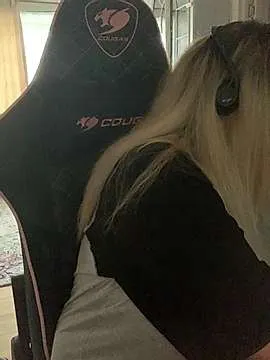 Live sex webcam photo for Sexy_Hoodwink #245005318