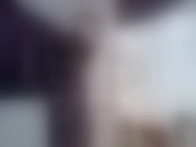 Live sex webcam photo for Ladybigsmile #261205087
