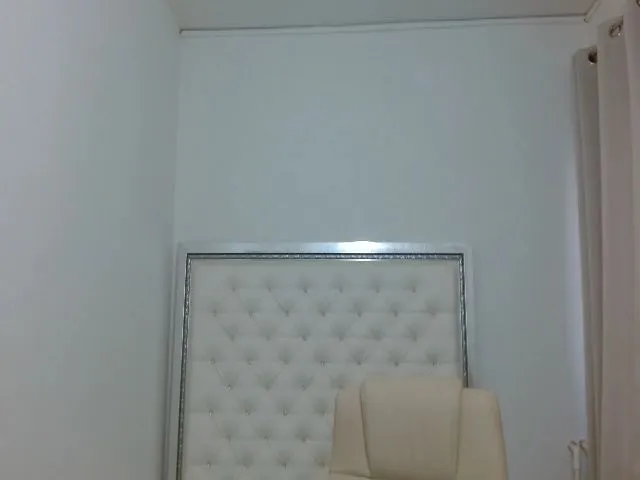 Live sex webcam photo for Eryka_joy #263065464