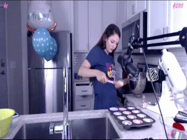 Live sex webcam photo for Sophelia #257943662