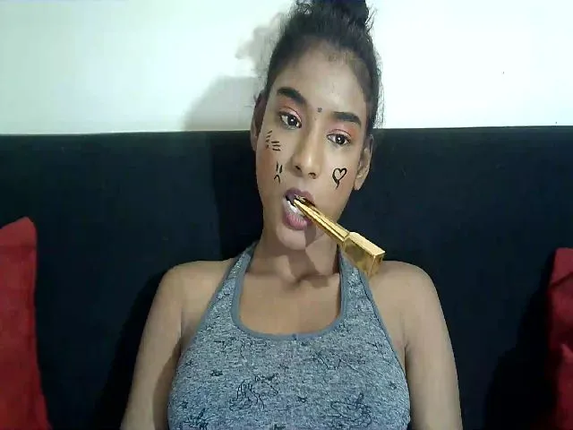 Live sex webcam photo for dirtyrissa69 #260048540