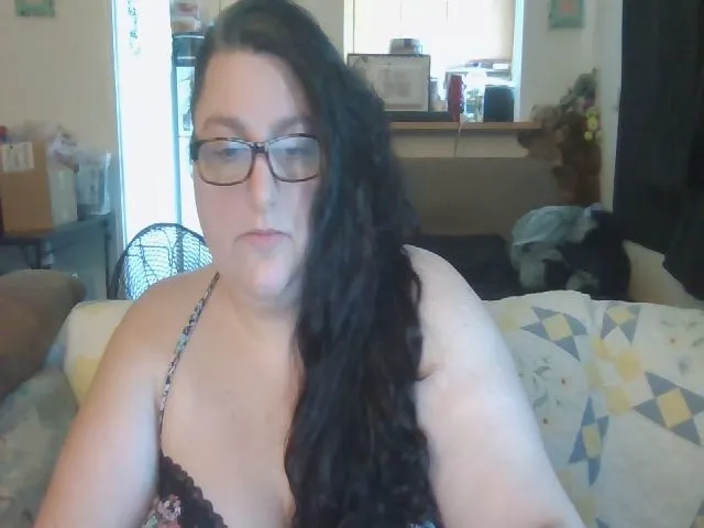 Live sex webcam photo for metalchick420 #263873991