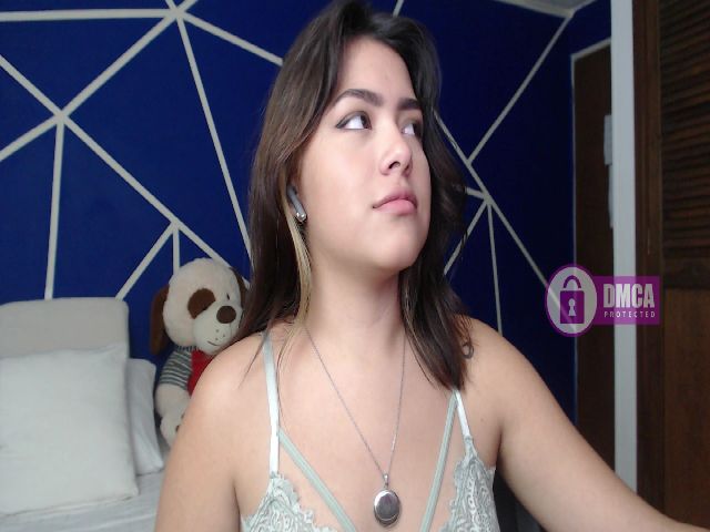 Live sex webcam photo for Angelin_cute #254683838