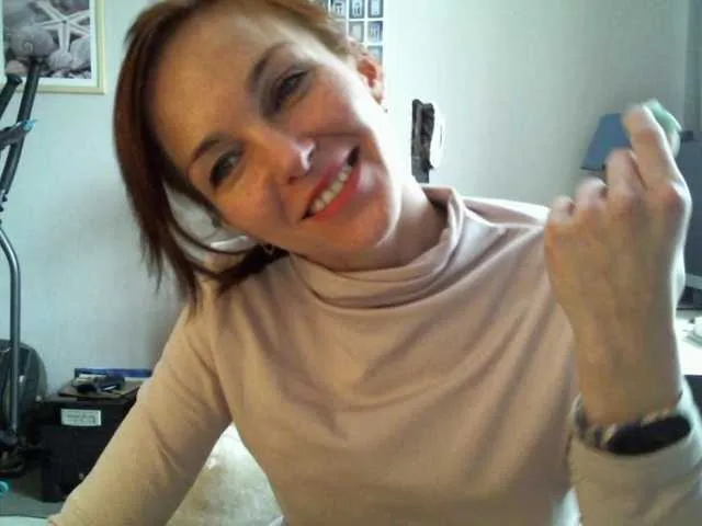 Live sex webcam photo for Alisasqrl #241113121