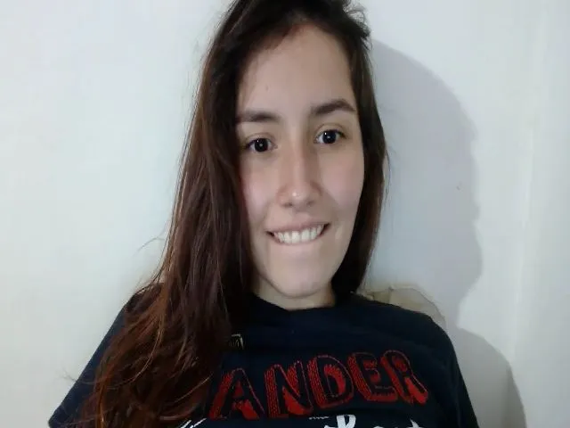 Live sex webcam photo for Girlhot29 #264072507