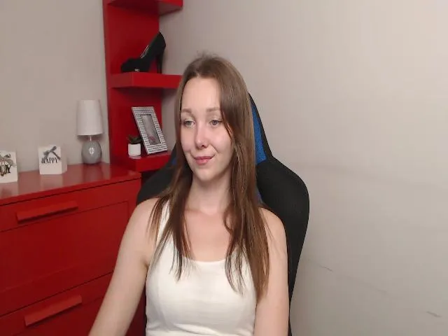 Live sex webcam photo for Little_ZOE #264125949