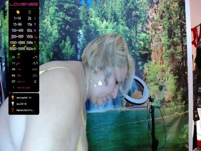 Live sex webcam photo for Brenda_becker #255685403