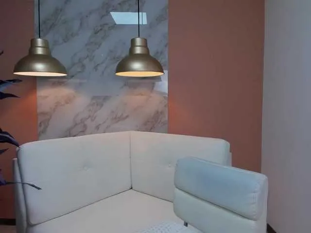 Live sex webcam photo for AnnieeHall #240904379