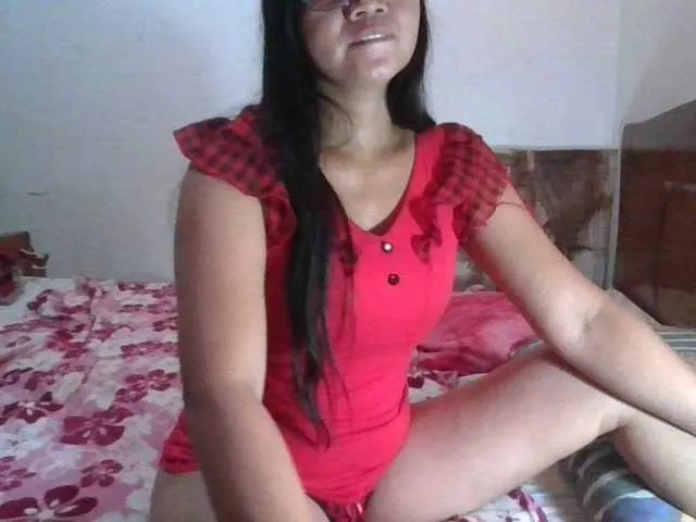 Live sex webcam photo for MyLadyBoss #250690238