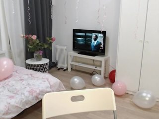 Live sex webcam photo for SarinnnaLuv #240738197