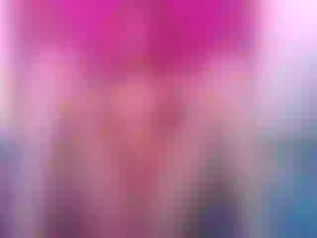 Live sex webcam photo for Redmilf_69 #262295807