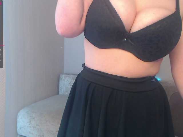 Live sex webcam photo for Viki-tiki-tak #241399823