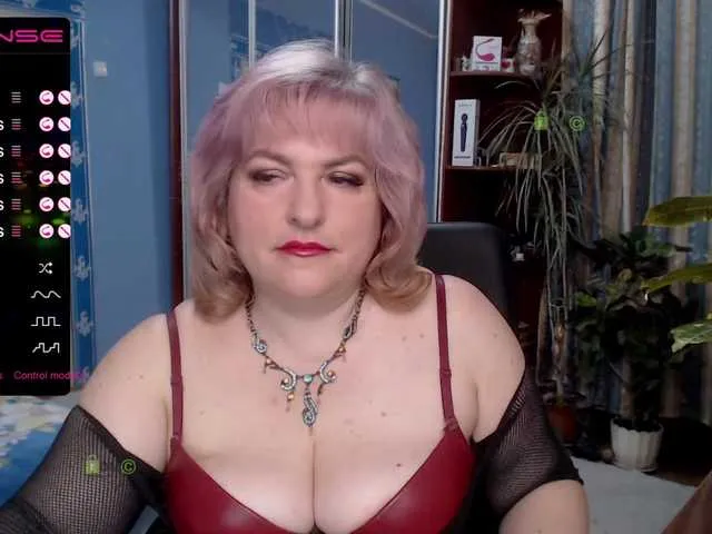 Live sex webcam photo for SmileOfAngel #248942915