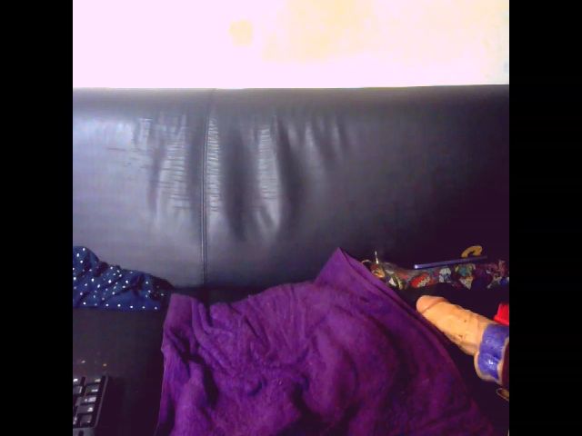 Live sex webcam photo for Sexygeny #257641294