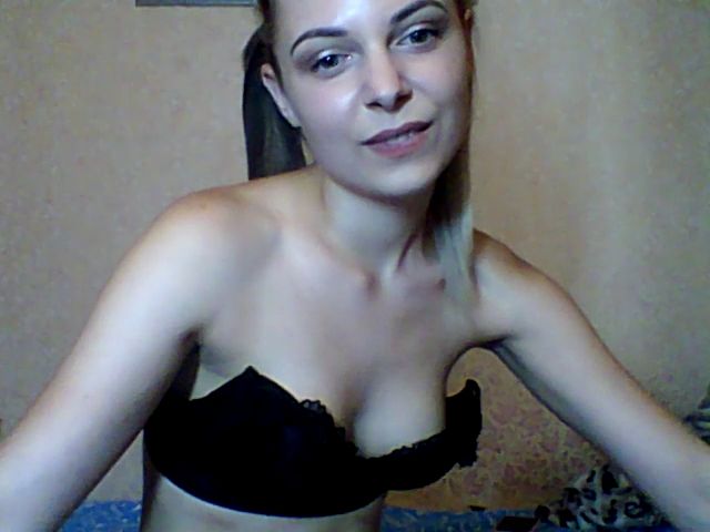 Live sex webcam photo for BreeAngel #255043837