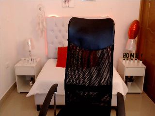 Live sex webcam photo for Antonella_lpz #252019014