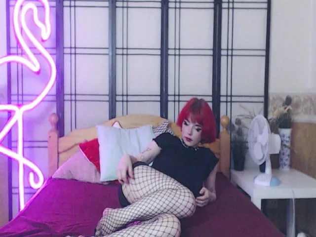 Live sex webcam photo for MinaSanna #261340534