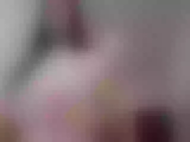 Live sex webcam photo for Lili_cutee #263712923