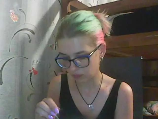 Live sex webcam photo for malvinella #254225273