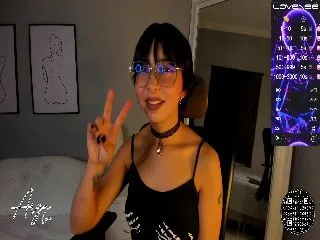 Live sex webcam photo for Arya_Line #251824447