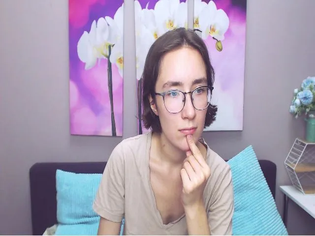 Live sex webcam photo for CleverAlexiss #261896645