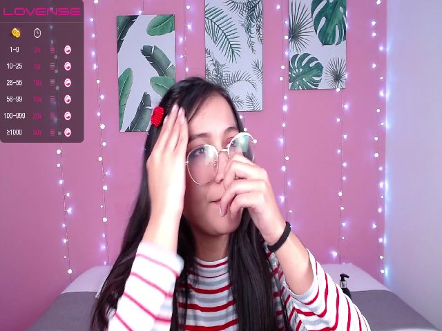 Live sex webcam photo for Eva_Collins2 #256404284