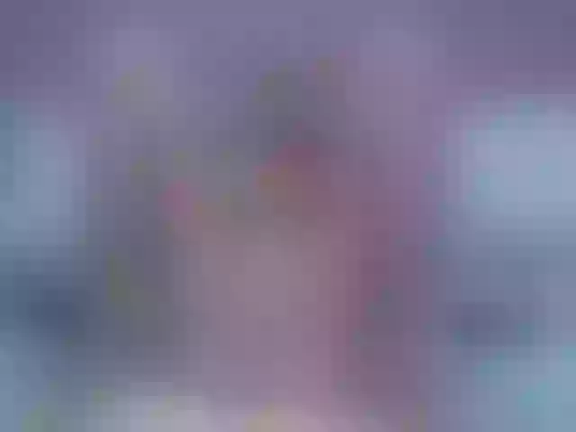Live sex webcam photo for PinkChristine #260272640