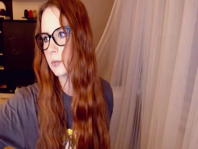 Live sex webcam photo for Klementina666 #255149732